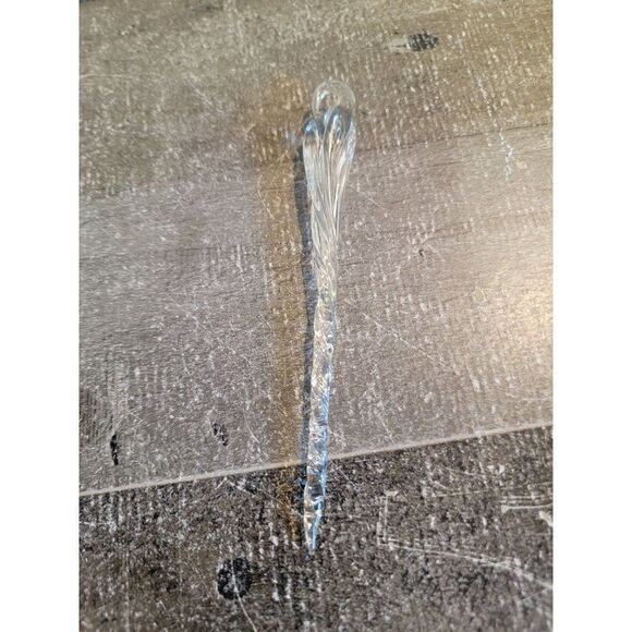 Twisted ice icicle acrylic ornament Xmas decor - Picture 1 of 4